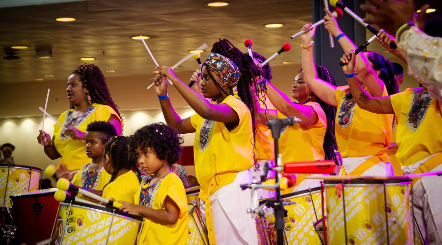 Brasilândia recebe festival cultural gratuito com dois dias de espetáculos, intervenções e oficinas