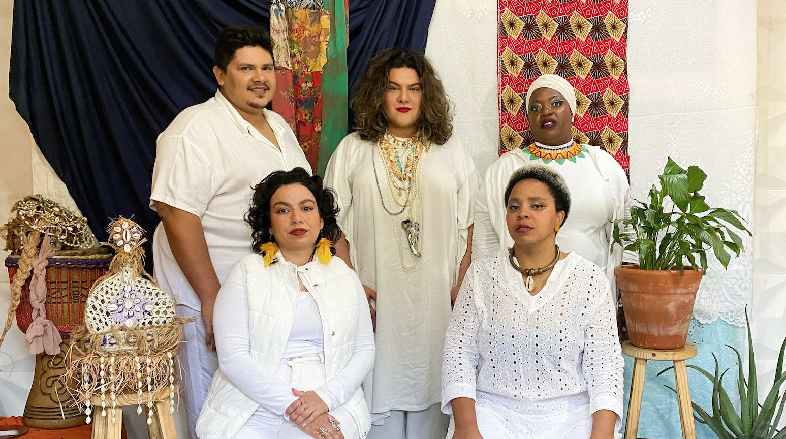 Coletiva Filhas da Dita apresenta suas experimentações artísticas no encerramento da mostra “Corpo-Repertório-Cotidiano, um Resgate”
